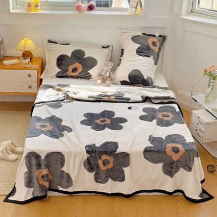 91家纺网 家纺一手货源 找家纺 （总）曼町 2025新款卡通牛奶绒320克盖毯