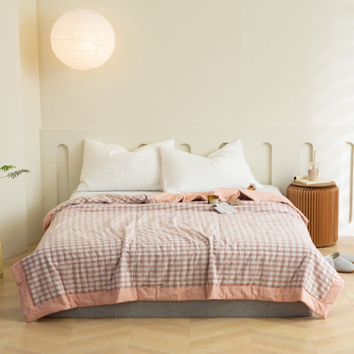 91家纺网 家纺一手货源 找家纺 安莱 2023全棉色织提花海石能量纤维夏被 提花粉中格