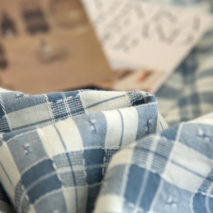 91家纺网 家纺一手货源 找家纺 安莱 2023全棉色织提花海石能量纤维夏被 提花蓝中格