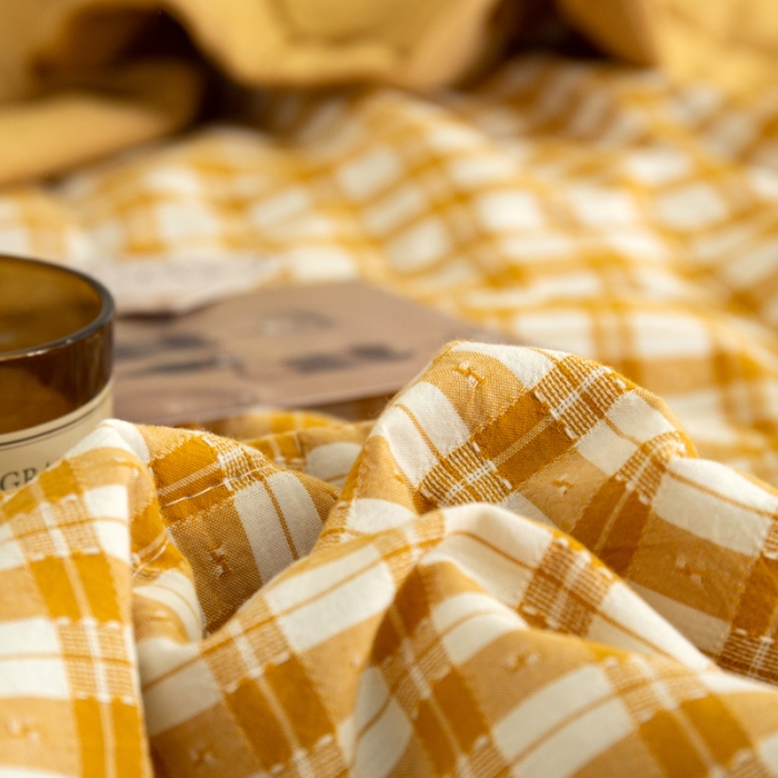 91家纺网 家纺一手货源 找家纺 安莱 2023全棉色织提花海石能量纤维夏被 提花芒果格