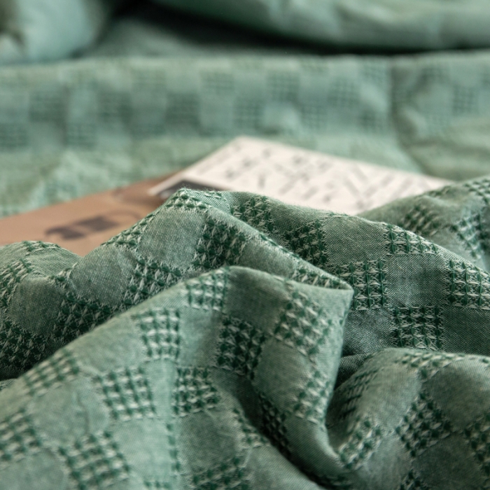 91家纺网 家纺一手货源 找家纺 安莱 2023全棉色织提花海石能量纤维夏被 提花棋盘绿