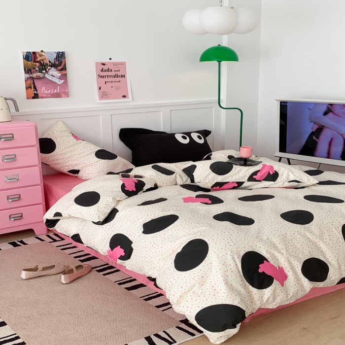 91家纺网 家纺一手货源 找家纺 昔可2023新款40支13372全棉四件套甜酷少女y2k波点兔玫红床单