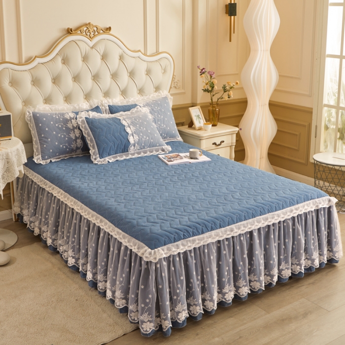 91家纺网 家纺一手货源 找家纺 恋尚 2023新款蜜桃棉夹棉床裙款四件套 花婷- 牛仔蓝