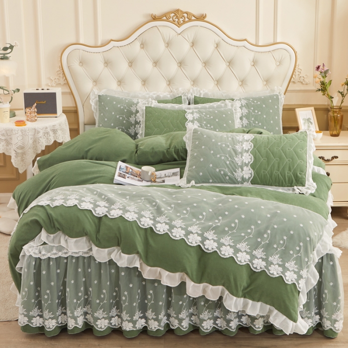 91家纺网 家纺一手货源 找家纺 恋尚 2023新款蜜桃棉夹棉床裙款四件套 花婷-艾绿