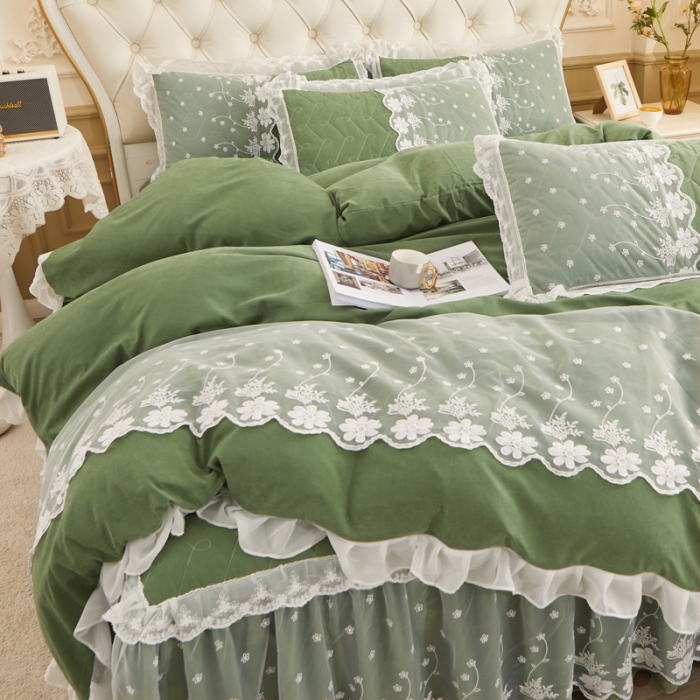91家纺网 家纺一手货源 找家纺 恋尚 2023新款蜜桃棉夹棉床裙款四件套 花婷-艾绿