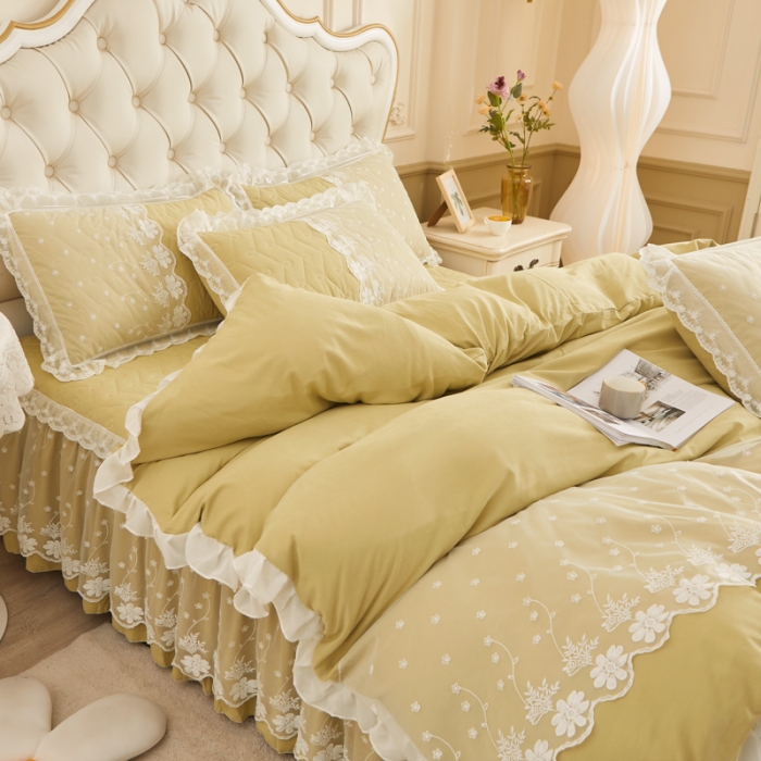 91家纺网 家纺一手货源 找家纺 恋尚 2023新款蜜桃棉夹棉床裙款四件套 花婷-橄榄黄