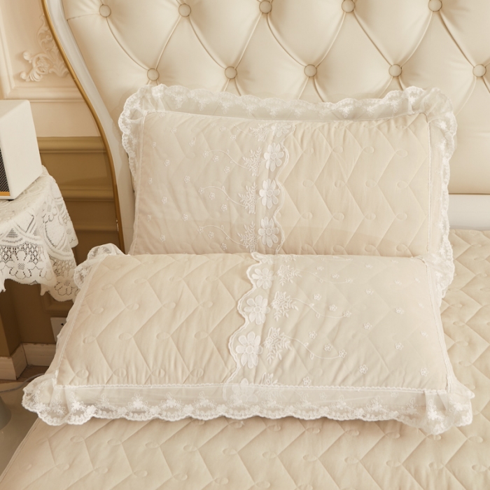 91家纺网 家纺一手货源 找家纺 恋尚 2023新款蜜桃棉夹棉床裙款四件套 花婷-米色