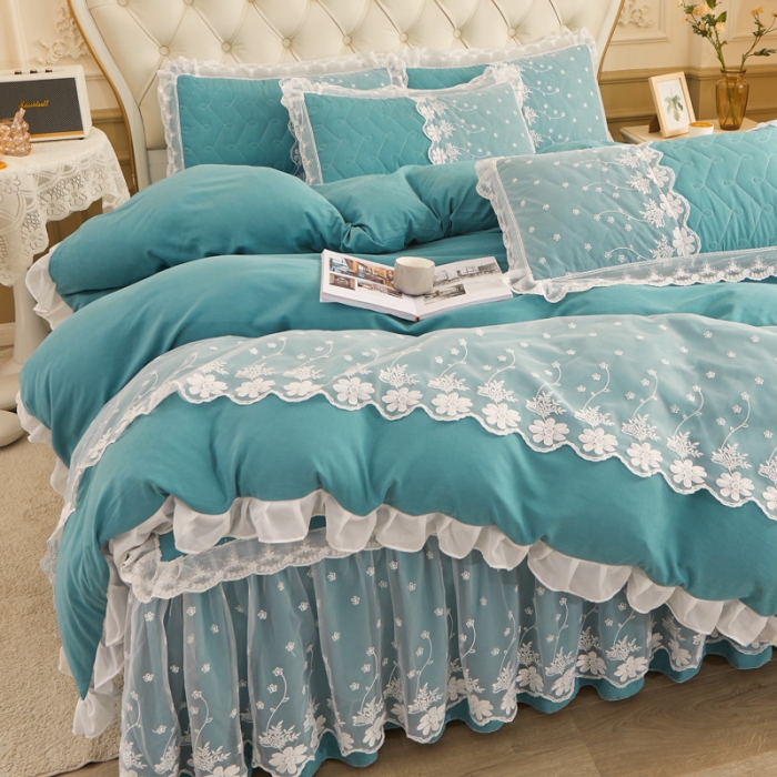 91家纺网 家纺一手货源 找家纺 恋尚 2023新款蜜桃棉夹棉床裙款四件套 花婷-水绿