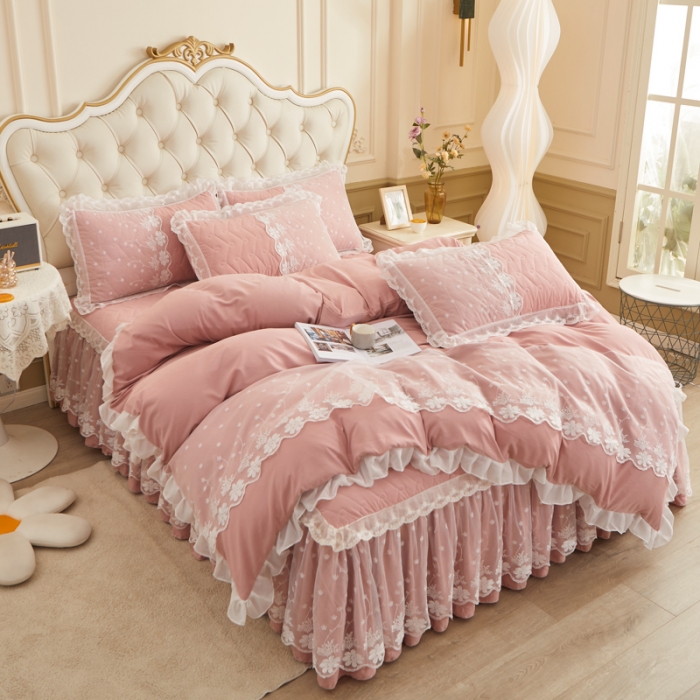 91家纺网 家纺一手货源 找家纺 恋尚 2023新款蜜桃棉夹棉床裙款四件套 花婷-玉色