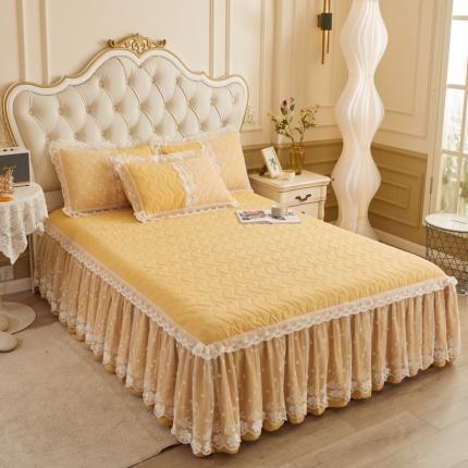 91家纺网 家纺一手货源 找家纺 （总）恋尚 2023新款蜜桃棉夹棉床裙款三件套