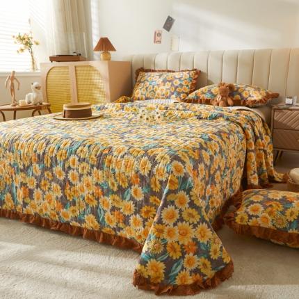 91家纺网 家纺一手货源 找家纺 （总）恋尚 2023新款蜜桃棉印花夹棉床盖三件套