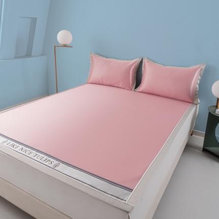 91家纺网 家纺一手货源 找家纺 （总）春晓2024新款高密A类碳光直角冰丝席凉席-无纺布郁金香系列