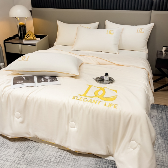 91家纺网 家纺一手货源 找家纺 创优 2025新款水洗真丝滚边夏被四件套 月光白