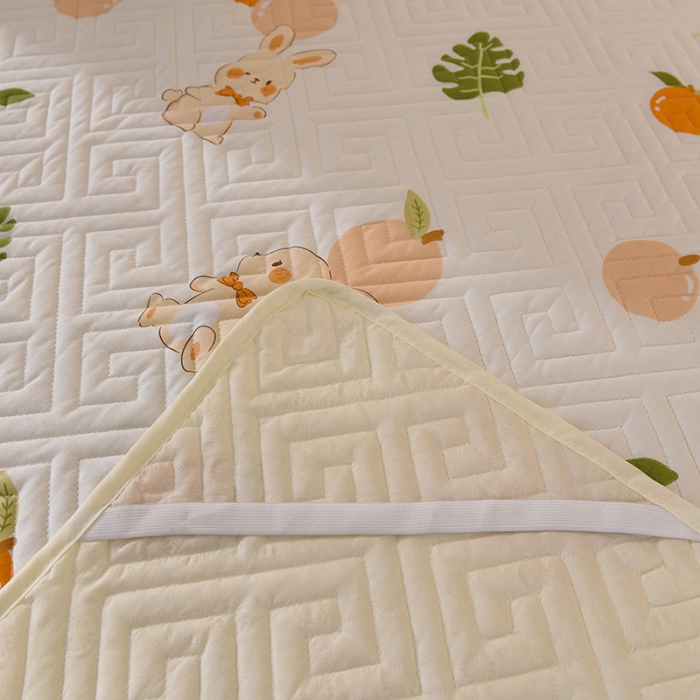 91家纺网 家纺一手货源 找家纺 美达家纺 新款全棉夹棉防滑可机洗床盖床垫全棉床垫直边软席款甜橙小兔