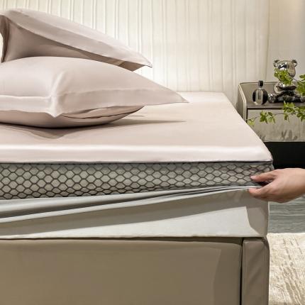 91家纺网 家纺一手货源 找家纺 A类透气50支贡缎高支床笠三件套单件纯棉床罩床垫防滑保护罩 路易斯-郁兰