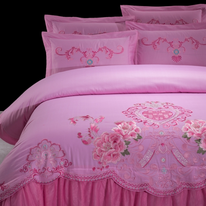 91家纺网 家纺一手货源 找家纺 慕她婚庆四件套大红色大花结婚全棉纯棉刺绣花多件套直播 花蔓喜多粉色