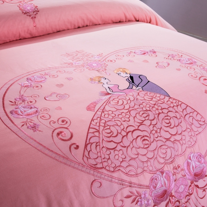 91家纺网 家纺一手货源 找家纺 慕她婚庆四件套大红色大花结婚全棉纯棉刺绣花多件套直播 浪漫婚礼玉