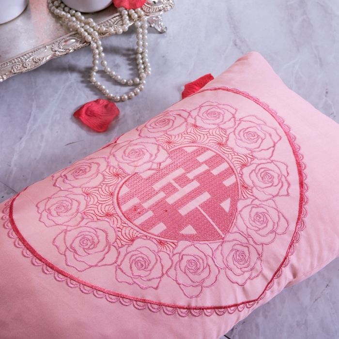 91家纺网 家纺一手货源 找家纺 慕她婚庆四件套大红色大花结婚全棉纯棉刺绣花多件套直播 浪漫婚礼玉