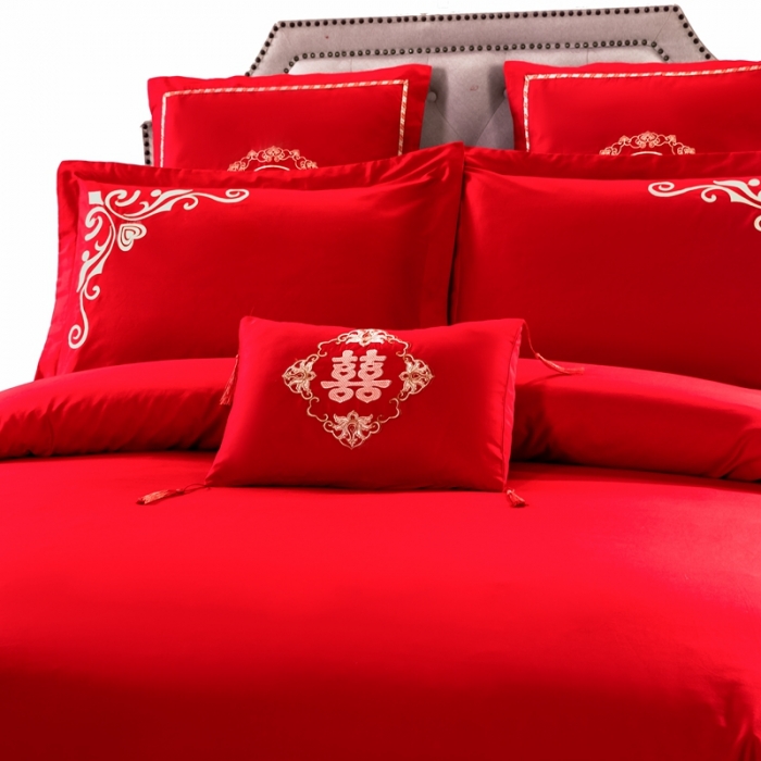 91家纺网 家纺一手货源 找家纺 慕她婚庆四件套大红色结婚全棉纯棉简约刺绣花多件套直播 千禧之恋