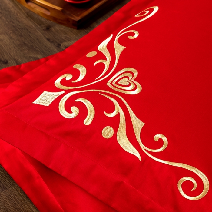 91家纺网 家纺一手货源 找家纺 慕她婚庆四件套大红色结婚全棉纯棉简约刺绣花多件套直播 千禧之恋