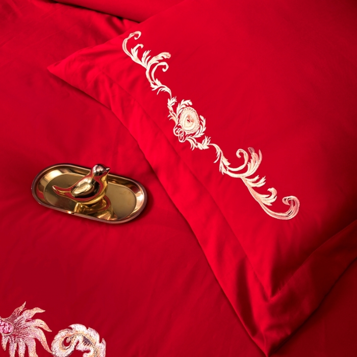 91家纺网 家纺一手货源 找家纺 慕她婚庆四件套大红色结婚加厚磨毛刺绣花多件套直播 龙凤传情