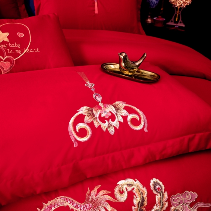 91家纺网 家纺一手货源 找家纺 慕她婚庆四件套大红色结婚加厚磨毛刺绣花多件套直播 龙凤传情