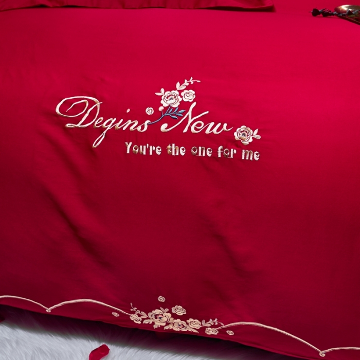 91家纺网 家纺一手货源 找家纺 慕她婚庆四件套大红色结婚加厚磨毛刺绣花多件套直播 玫瑰情缘