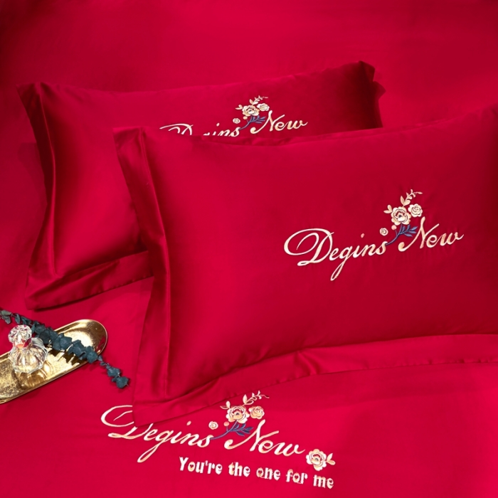 91家纺网 家纺一手货源 找家纺 慕她婚庆四件套大红色结婚加厚磨毛刺绣花多件套直播 玫瑰情缘