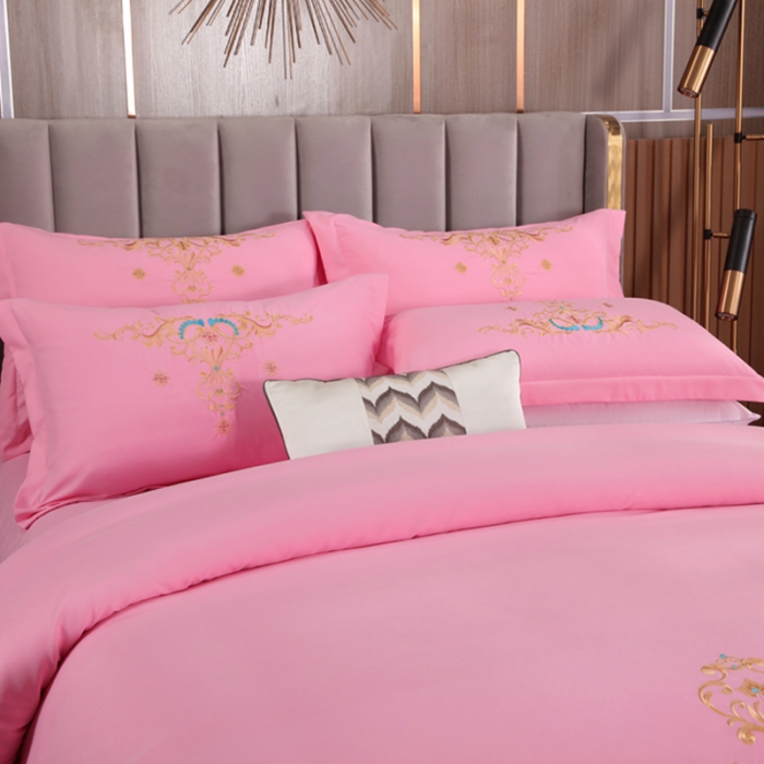 91家纺网 家纺一手货源 找家纺 慕她婚庆四件套大红色结婚加厚磨毛刺绣花多件套直播 盛世庄园浪漫玉