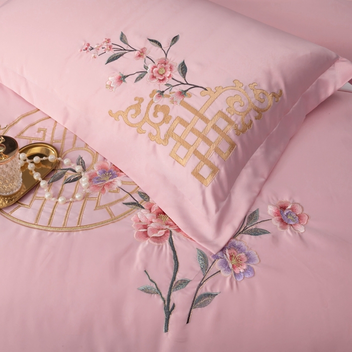 91家纺网 家纺一手货源 找家纺 慕她婚庆四件套大红色结婚全棉纯棉刺绣花多件套直播 暗香豆沙