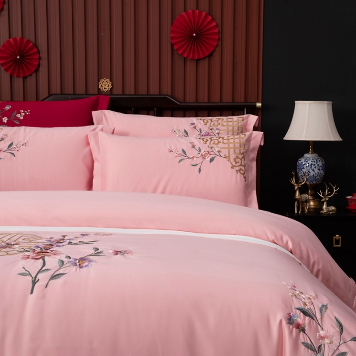 91家纺网 家纺一手货源 找家纺 慕她婚庆四件套大红色结婚全棉纯棉刺绣花多件套直播 暗香粉玉