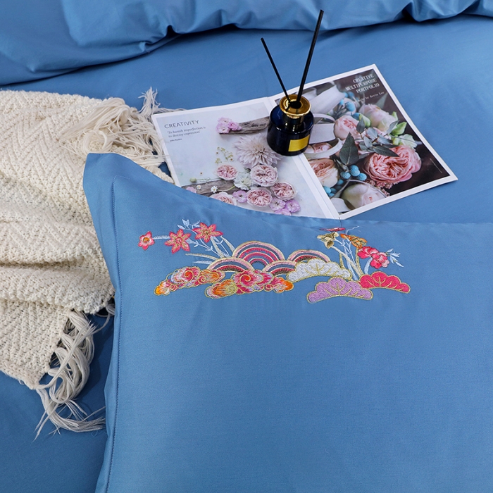 91家纺网 家纺一手货源 找家纺 慕她婚庆四件套大红色结婚全棉纯棉刺绣花多件套直播 花香蝶舞蓝灰