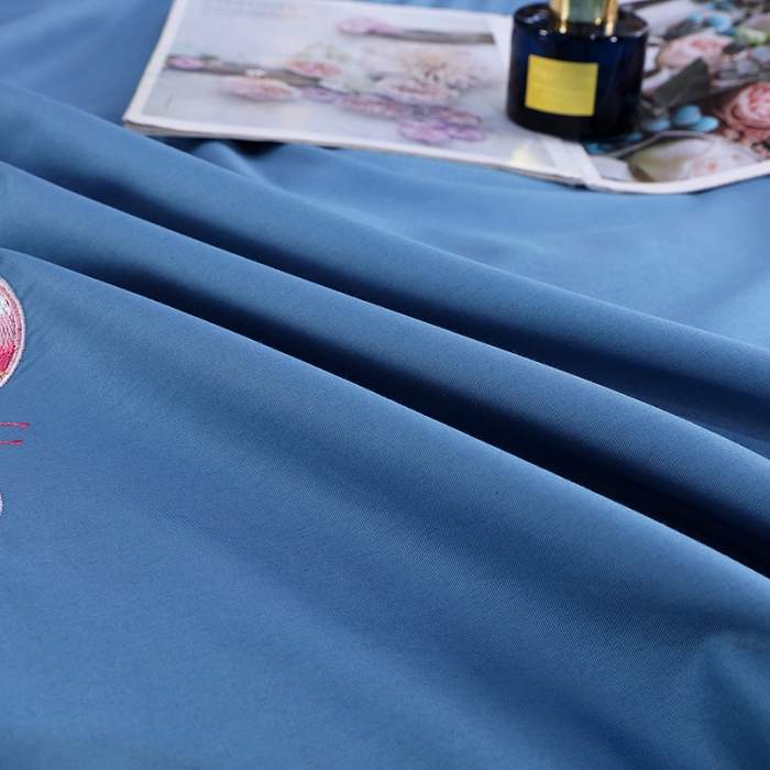 91家纺网 家纺一手货源 找家纺 慕她婚庆四件套大红色结婚全棉纯棉刺绣花多件套直播 花香蝶舞蓝灰