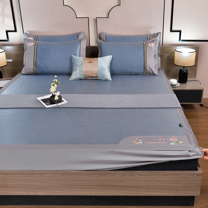 91家纺网 家纺一手货源 找家纺 简一2024新款荷塘月色系列冰藤凉席床笠款 荷塘月色-冰藤海蓝