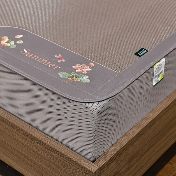 91家纺网 家纺一手货源 找家纺 简一2024新款荷塘月色系列冰藤凉席床笠款 荷塘月色-冰藤卡奇