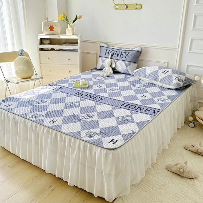 91家纺网 家纺一手货源 找家纺 纽缦 2023新款乳胶床裙三件套 时尚情怀