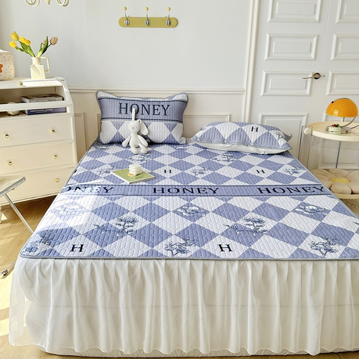 91家纺网 家纺一手货源 找家纺 纽缦 2023新款乳胶床裙三件套 时尚情怀