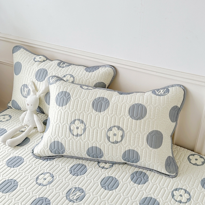 91家纺网 家纺一手货源 找家纺 纽缦 2023新款乳胶床裙三件套 时光