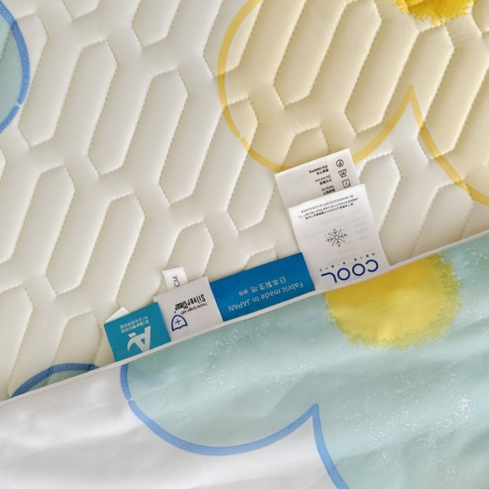 91家纺网 家纺一手货源 找家纺 纽缦 2023新款乳胶床裙四件套 花季-白蓝