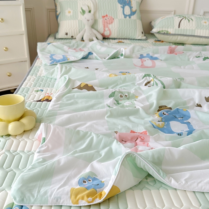 91家纺网 家纺一手货源 找家纺 纽缦 2023新款乳胶床裙四件套 恐龙假期