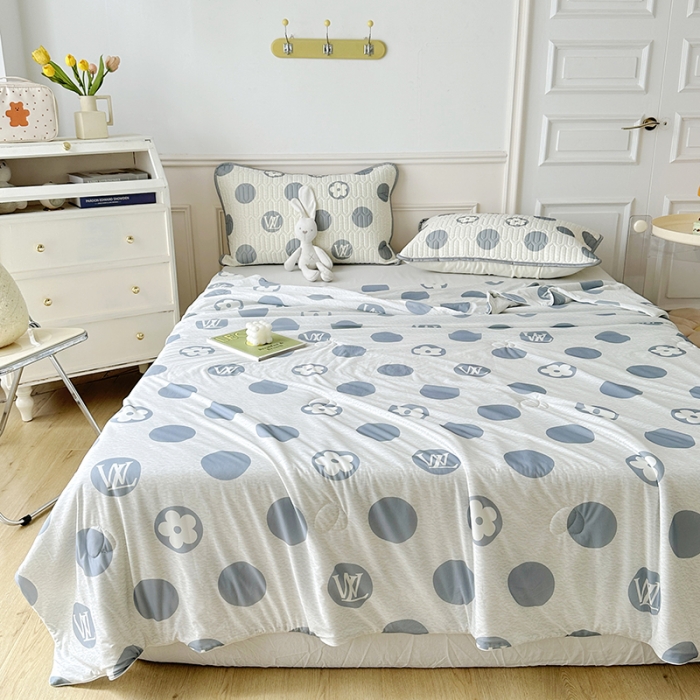 91家纺网 家纺一手货源 找家纺 纽缦 2023新款乳胶床裙四件套 时光