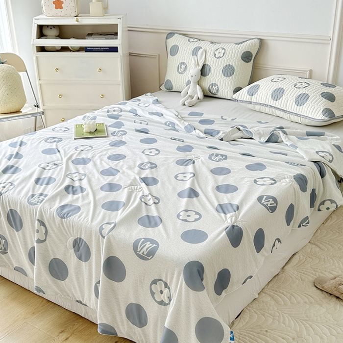 91家纺网 家纺一手货源 找家纺 纽缦 2023新款乳胶床裙四件套 时光