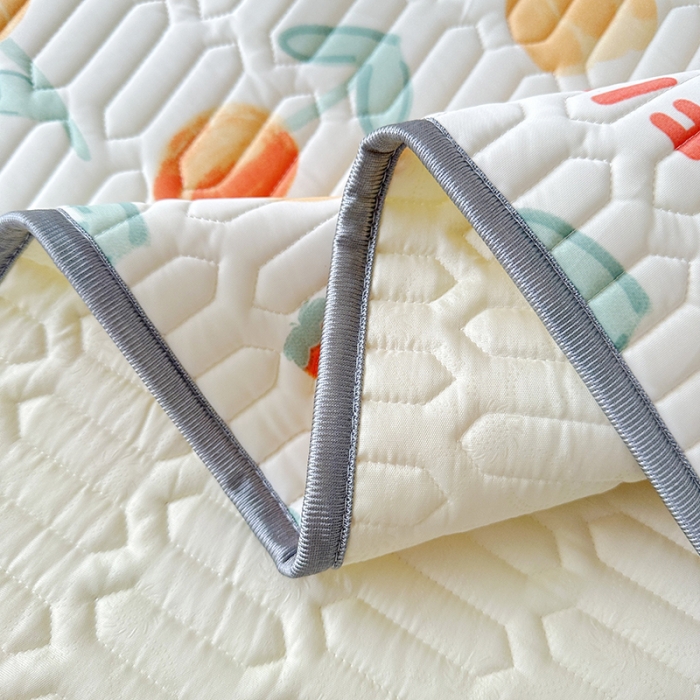 91家纺网 家纺一手货源 找家纺 纽缦 2023新款乳胶床裙四件套 兔精灵-奶白