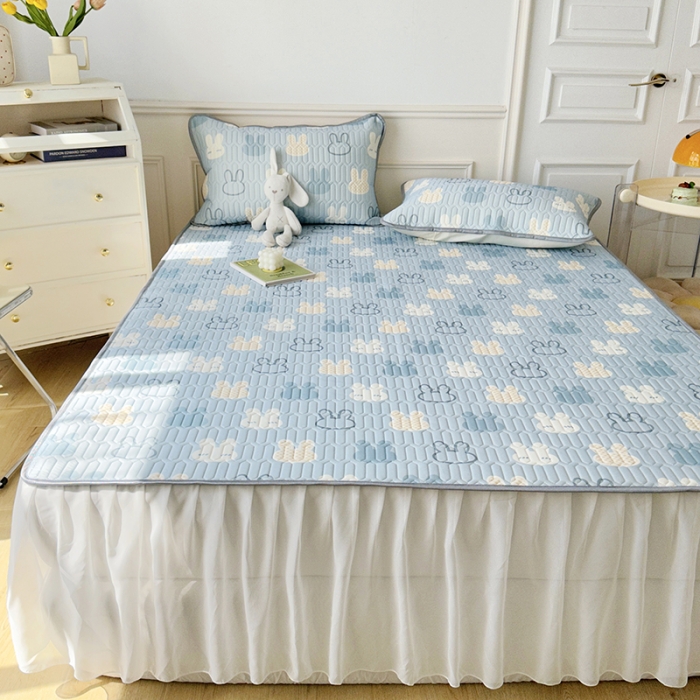 91家纺网 家纺一手货源 找家纺 纽缦 2023新款乳胶床裙四件套 小兔出没