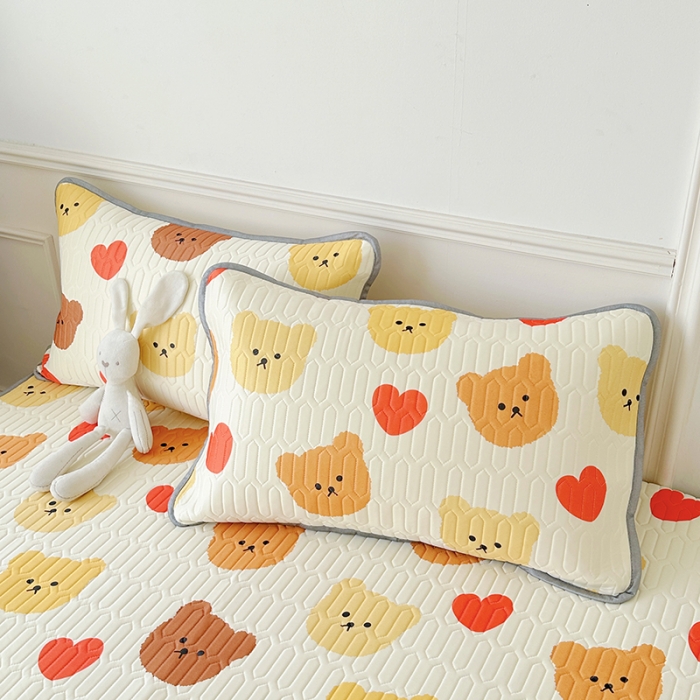 91家纺网 家纺一手货源 找家纺 纽缦 乳胶床笠三件套 晚安熊-米白