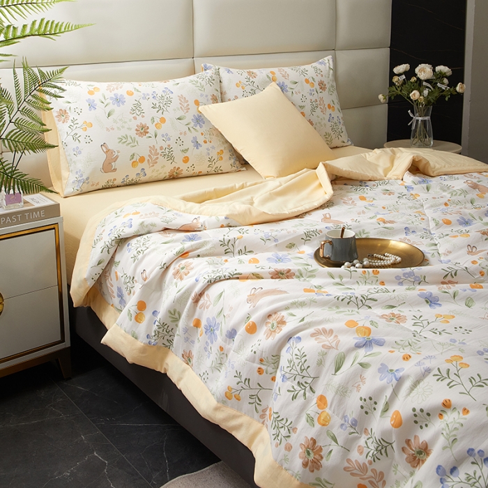 91家纺网 家纺一手货源 找家纺 2025新款水洗棉麻印花夏凉被 开心兔