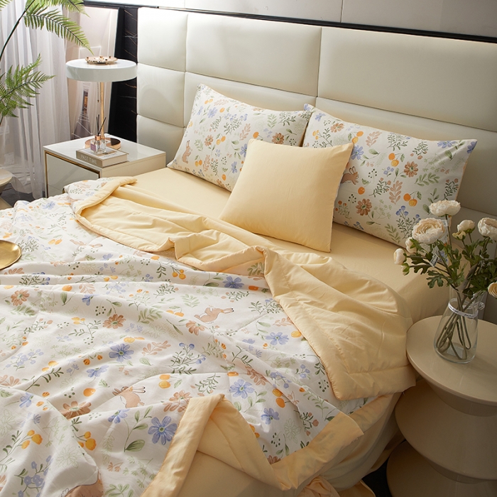 91家纺网 家纺一手货源 找家纺 2025新款水洗棉麻印花夏凉被 开心兔