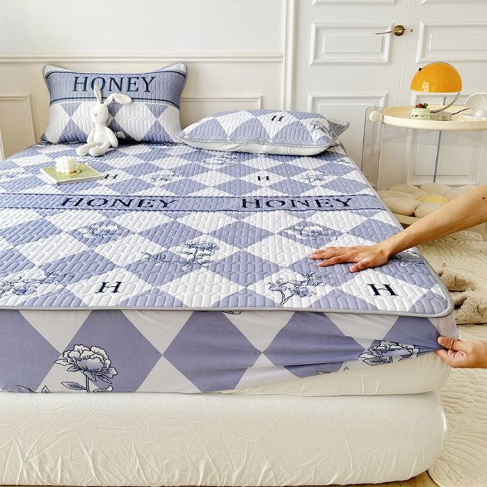 91家纺网 家纺一手货源 找家纺 纽缦 乳胶床笠三件套 时尚情怀