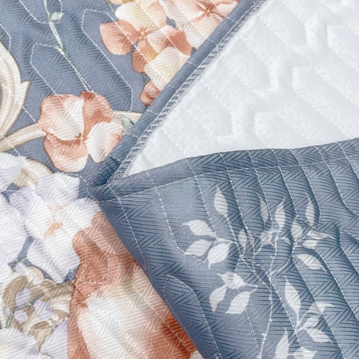 91家纺网 家纺一手货源 找家纺 恋尚 2023新款冰丝夹棉床盖款软凉席印花三件套 花菲玉