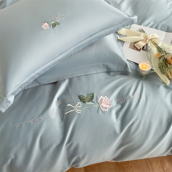 91家纺网 家纺一手货源 找家纺 秀色家纺 新品Ａ类60s长绒棉唤醒系列四件套 唤醒-天空蓝+茱萸粉